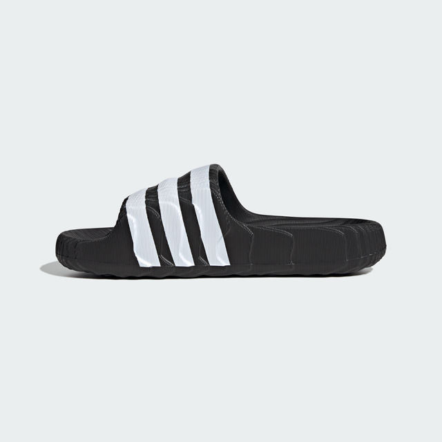 ADILETTE 22 (IF3670)
